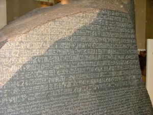 Batu Rosetta Dengan Tulisan Sejarah Mesir Kuno
