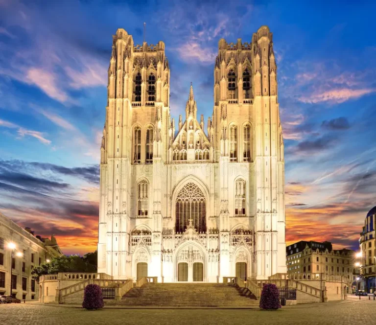 Sejarah Katedral St Michael dan St Gudula Gereja Tua di Belgia