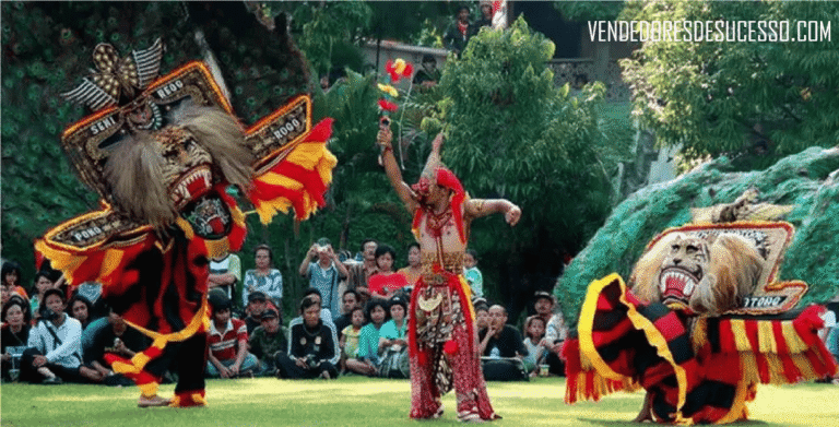 Reog Ponorogo: Kisah Kekuatan, Keberanian di Balik Topeng
