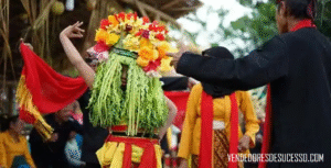 Asal Usul Tari Seblang: Maknanya di Masyarakat Banyuwangi