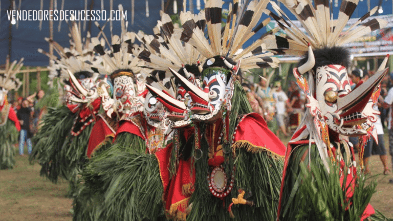 Tarian Tradisional Suku Dayak: Tari Hudoq Unsur Mistis
